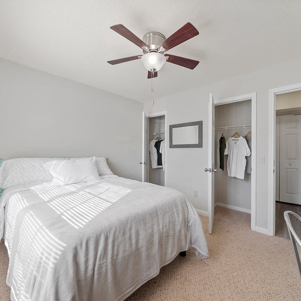 Bedroom-04-Seahawk-Retreat-Wilmington-01-1