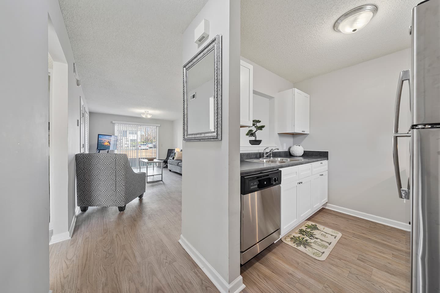 Kitchen-03-Seahawk-Retreat-Wilmington-01-1