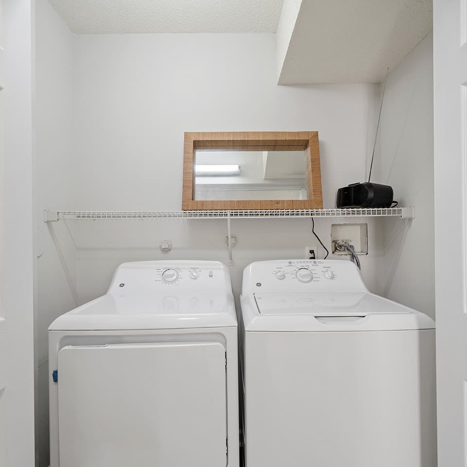 Laundry-01-Seahawk-Retreat-Wilmington-01-1